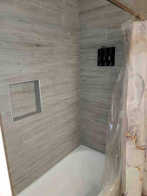 Elegant 2-Bedroom Pet-Friendly Villa W 2 Parking Spaces Гілтон-Гед-Айленд Екстер'єр фото