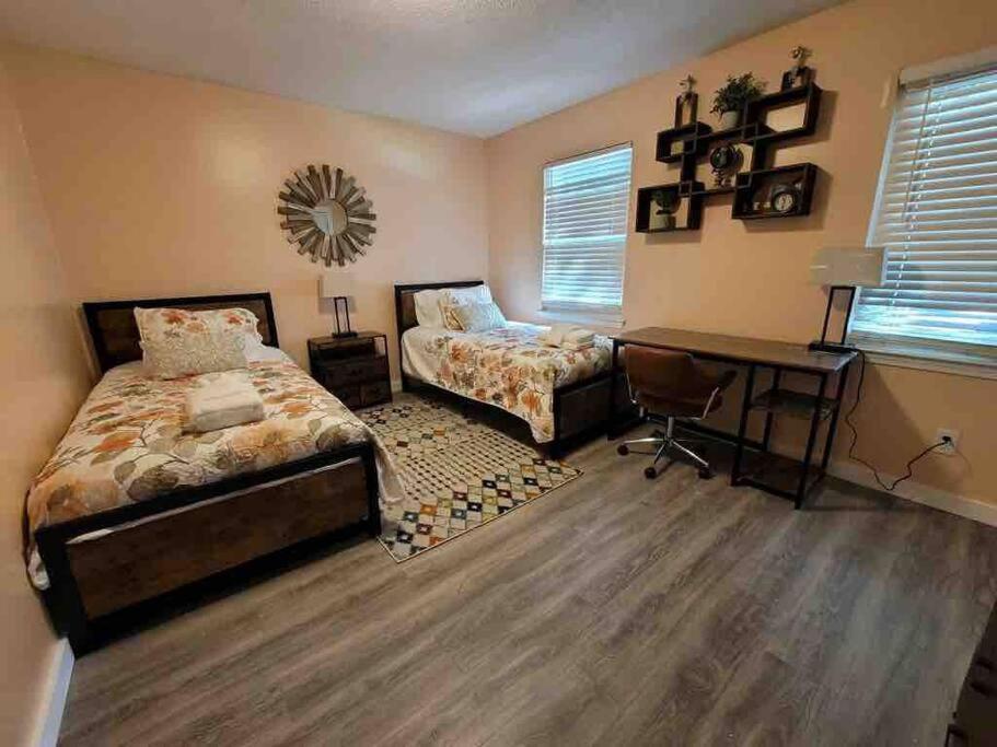 Elegant 2-Bedroom Pet-Friendly Villa W 2 Parking Spaces Гілтон-Гед-Айленд Екстер'єр фото