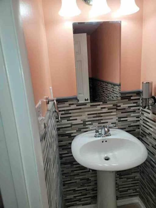 Elegant 2-Bedroom Pet-Friendly Villa W 2 Parking Spaces Гілтон-Гед-Айленд Екстер'єр фото
