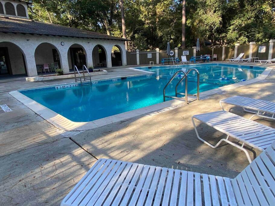 Elegant 2-Bedroom Pet-Friendly Villa W 2 Parking Spaces Гілтон-Гед-Айленд Екстер'єр фото